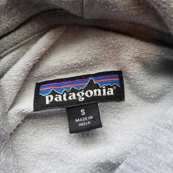 Patagonia Pullover Hoodie - Picture 7 of 11